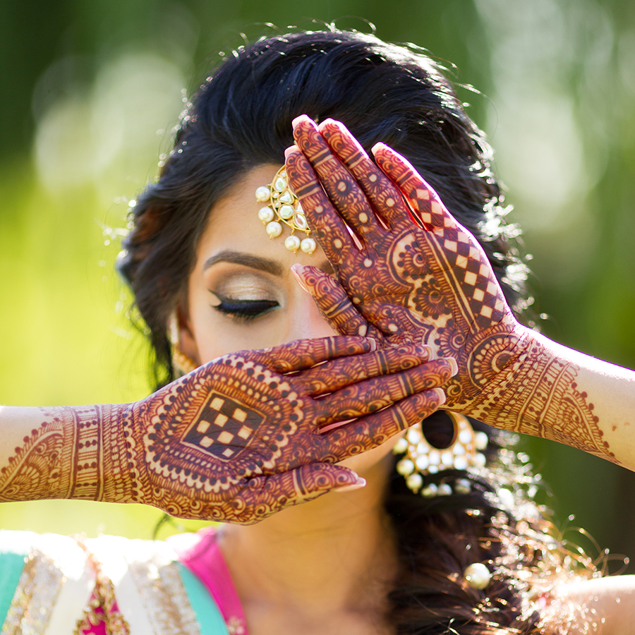 Bridal mehndi sangeet look graphic